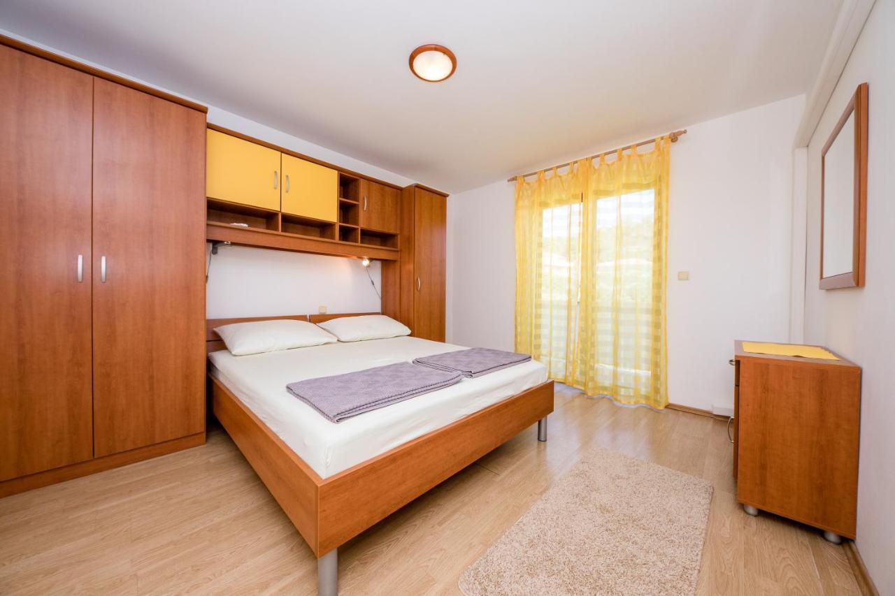 Apartments Padovan Banjol Luaran gambar