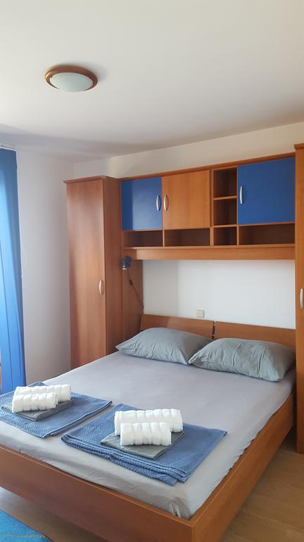 Apartments Padovan Banjol Luaran gambar